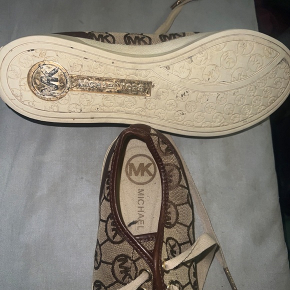 Michael Kors - Picture 3 of 3